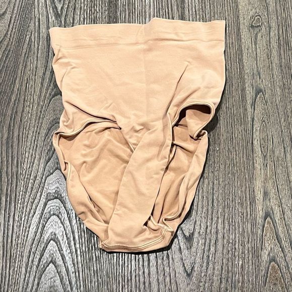 SKIMS Other - NWOT Skims Sculpting Mid Waist Brief - Size 2X/3X